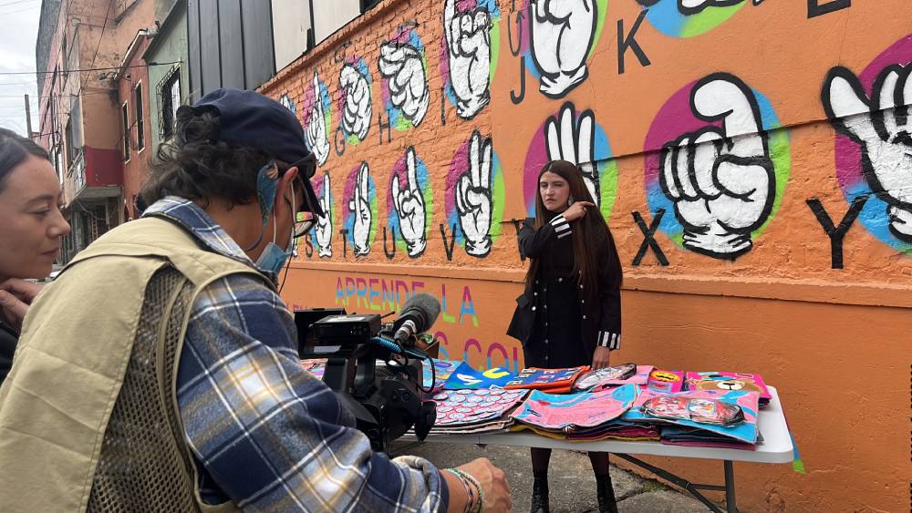 Cuando las manos hablan, la diversidad se escucha