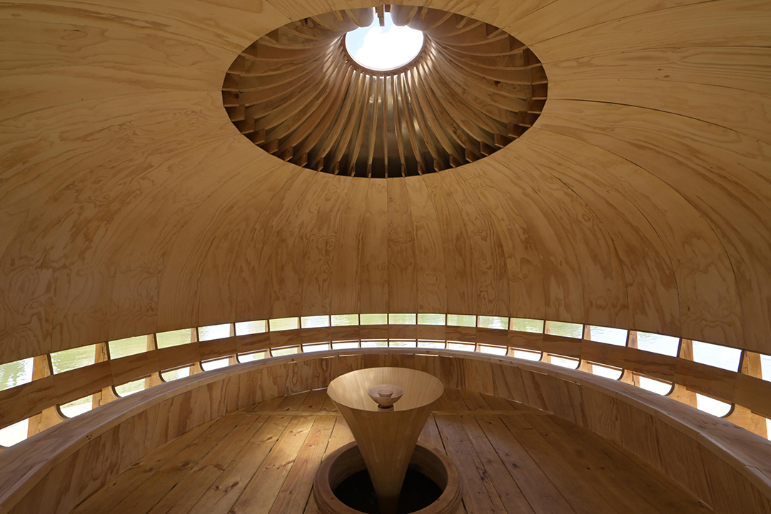 Leonel V&aacute;squez