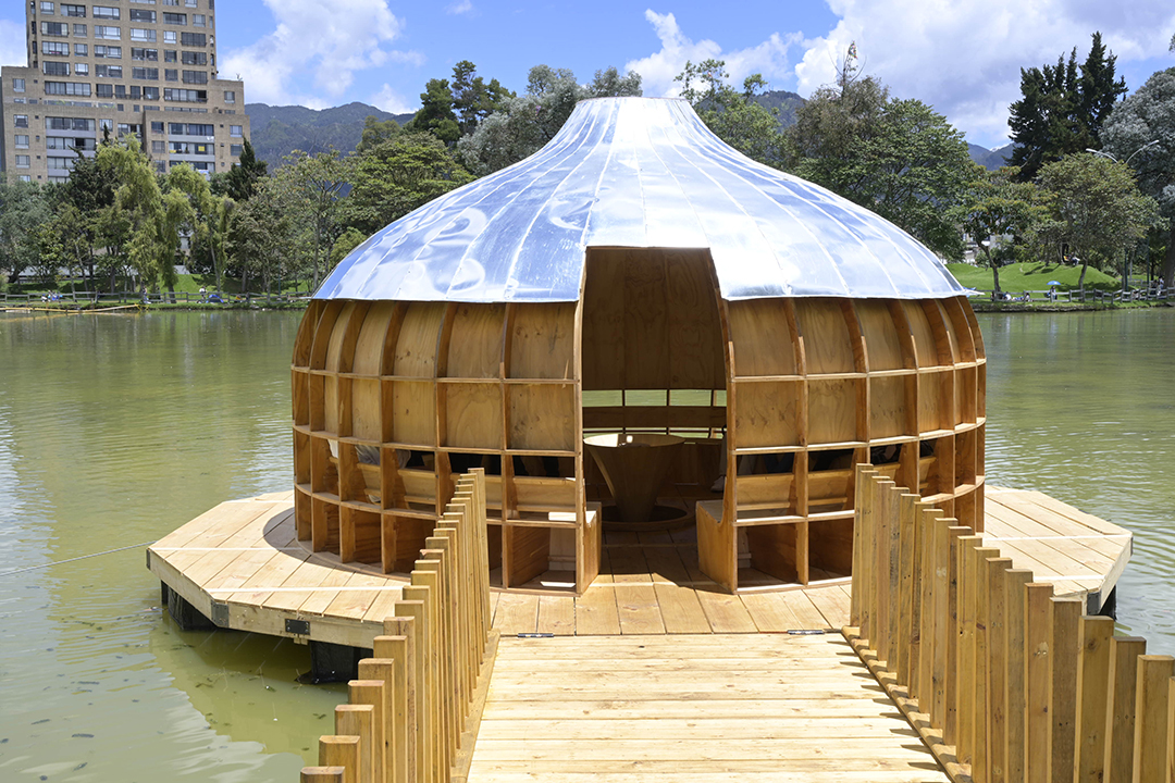 Leonel V&aacute;squez