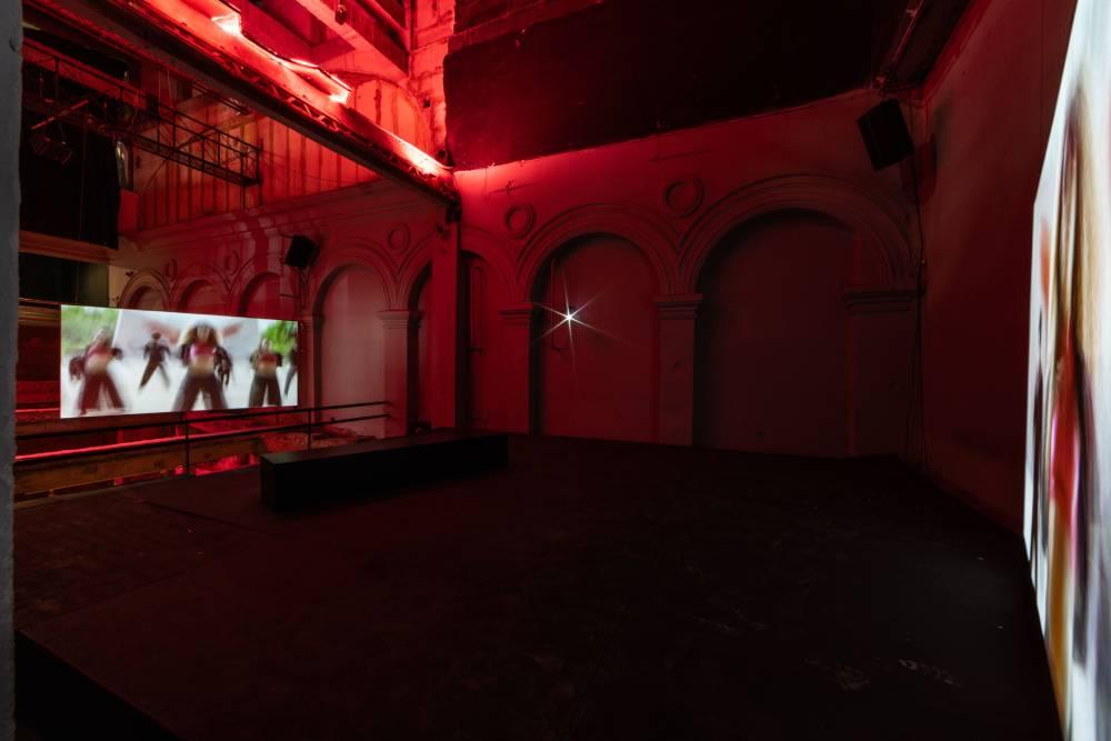 Bárbara Wagner & Benjamin de Burca